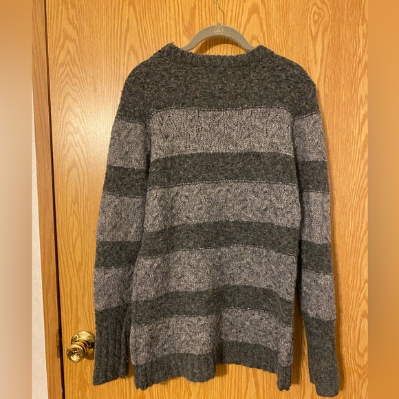 Ruby Moon sweater - Picture 5 of 5